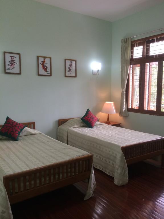 Ma Ma Guest House Mandalay Buitenkant foto