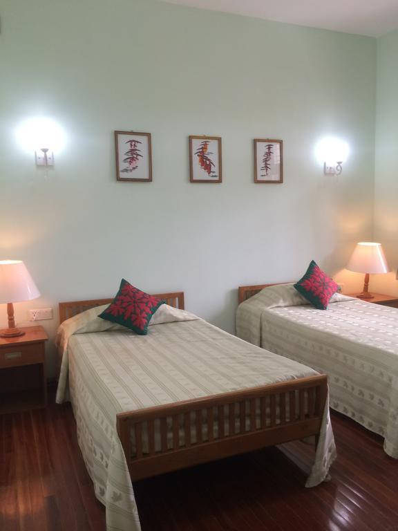 Ma Ma Guest House Mandalay Buitenkant foto